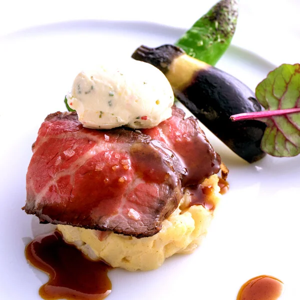 レストランMITTEの2月フェア例